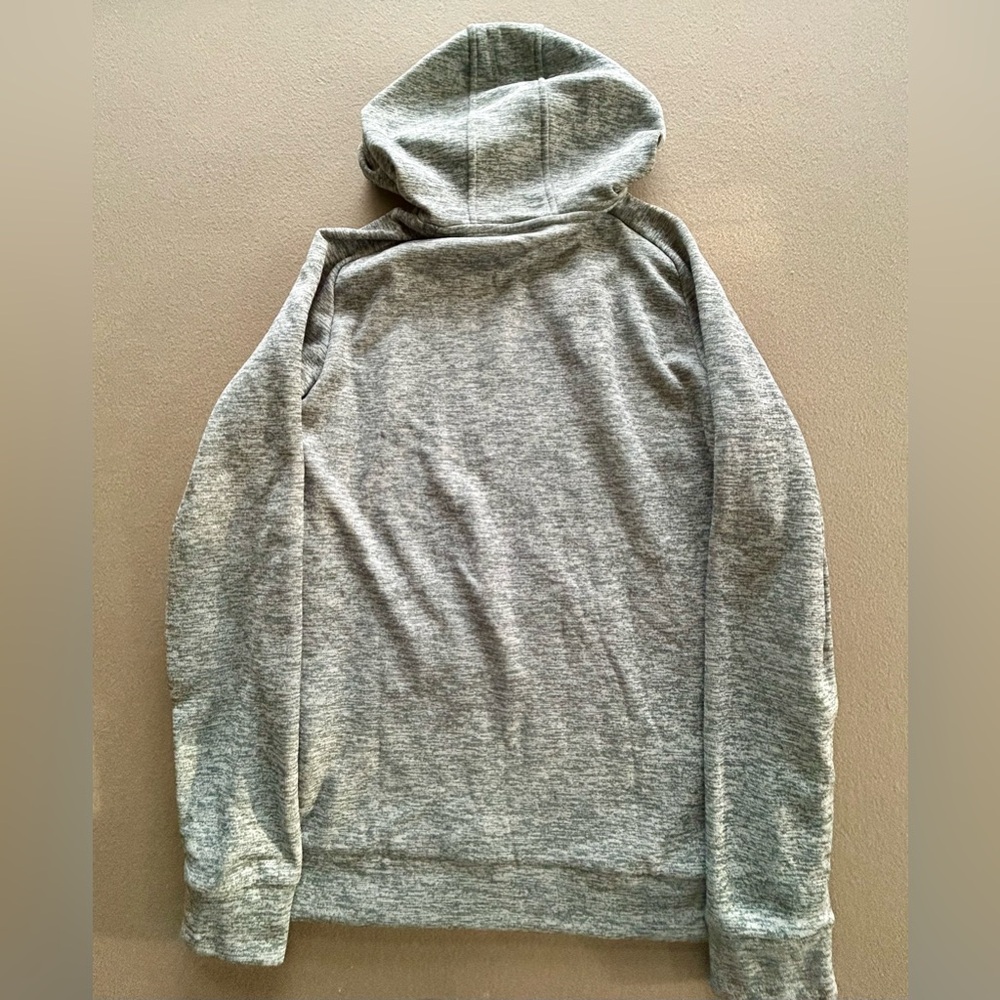 Under Armour Gray Men's Hoodie Size S NWT Great Gift! - Picture 4 of 4